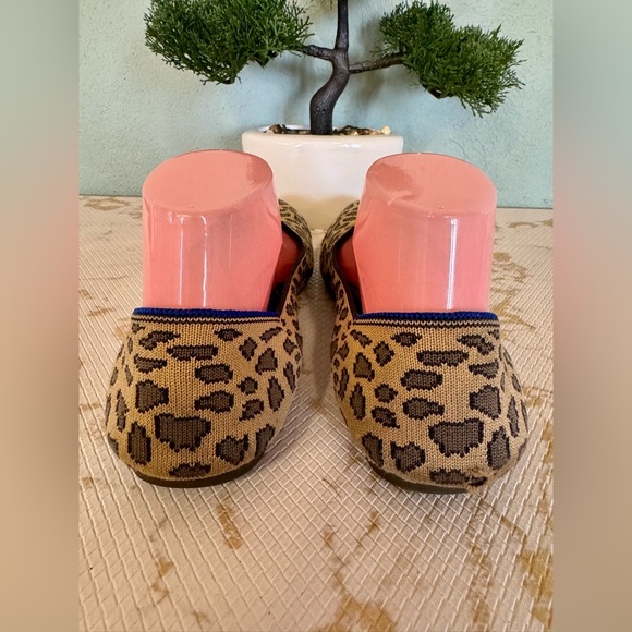 🔥🔥FINAL CLEARENACE 🔥🔥 ROTHY’S Cheetah Women’s Flats - Picture 4 of 7